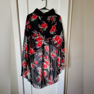 Very pretty tapered floral skirt